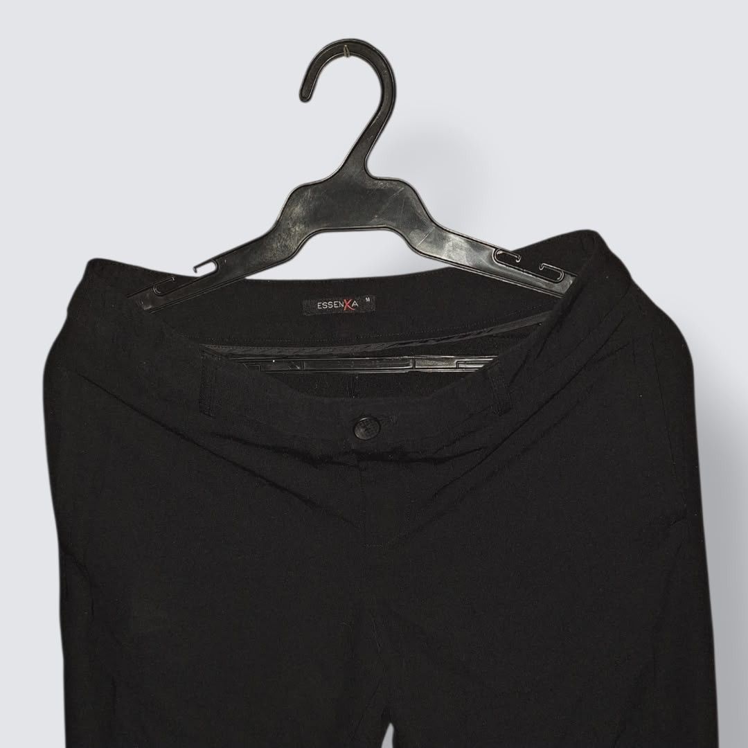 Black pants for women (Category: Jeans) located in Quezon City. Submitted by dealmaker8 (Listing ID 1438135800, Image 2). Description: Black pants Size medium W: 30 inches L: 38 inches brand new.