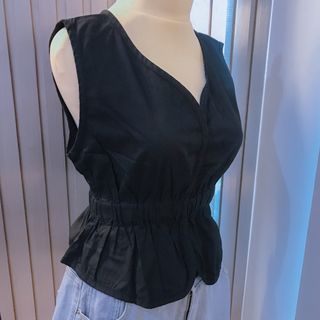 (Kategori: ) berada di . Dikirim oleh christella.preloved (ID iklan 1438161649, Gambar 1). Deskripsi: .