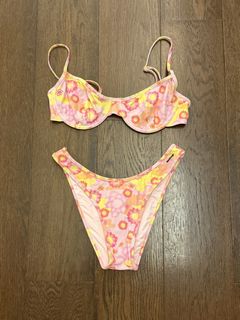 (Category: ) located in . Submitted by andrea.closet (Listing ID 1438262671, Image 1). Description: .