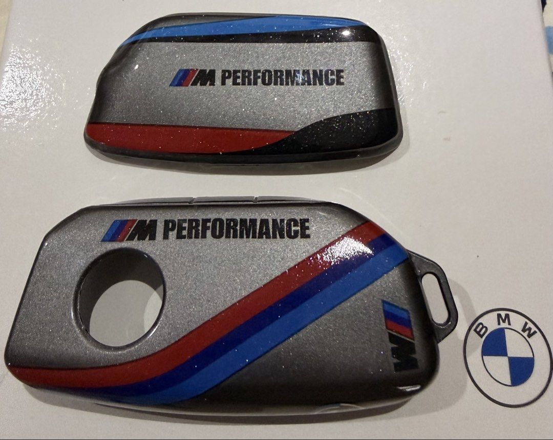 BMW Remote Controller casing (Category: Racks & Protection) located in Singapore. Submitted by khho4 (Listing ID 1438176709, Image 1). Description: - Casing for BMW car remote controller - Remote is shown for better illustration purpose for the remote mode .