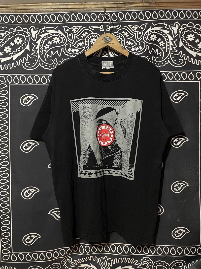 Cav Empt Graphic Tee (Category: Tshirts & Polo Shirts ) located in Dasmarinas. Submitted by rebiboyz (Listing ID 1438298613, Image 1). Description: - Black Cav Empt T-shirt - Graphic print on front -SIZE XL (23x29) -Need wash only.