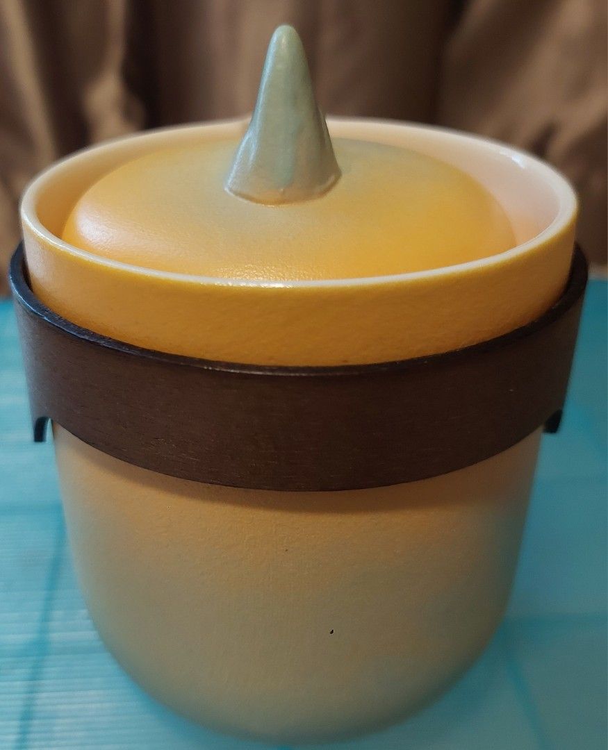 Ceramic Tea Set with Mountain Lid455740123125524483