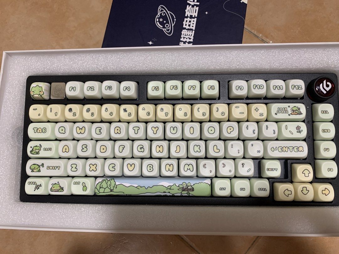 Computer keyboard456284953190737920