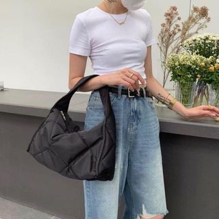 （分類：）位於 。 由 check.new.stuff 提交（商品編號 1438155165，圖片 1）。簡介： 。