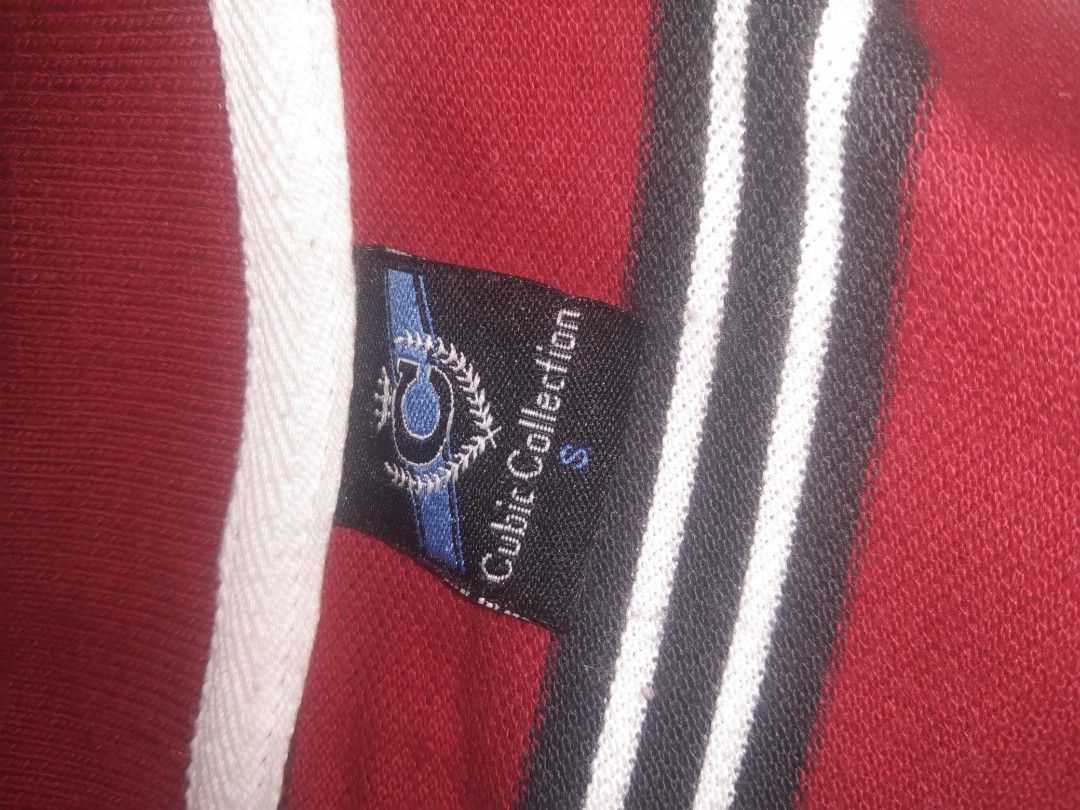 Cubic Collection Striped Polo Shirt - Small (Category: Tshirts & Polo Shirts ) located in Kapalong. Submitted by clinton_424 (Listing ID 1438233308, Image 3). Description: - Cubic Collection polo shirt - Red and white stripes - Classic collar - Short sleeves - Button-up placket - Size: Small - Condition: Good.