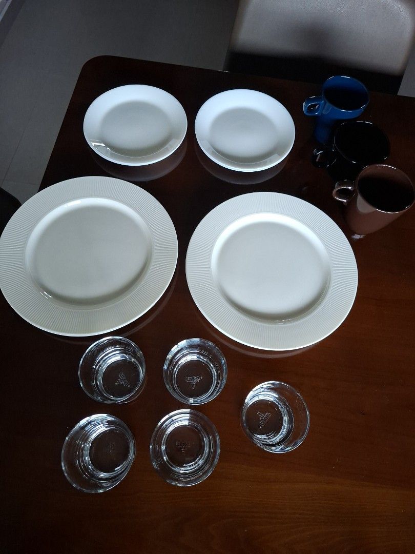 Dinnerware Set - Plates, Cups, Glasses455731379134812160