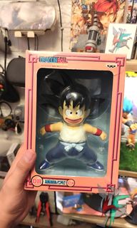 (Category: ) located in . Submitted by love.figures.toy.shop (Listing ID 1436199624, Image 1). Description: .