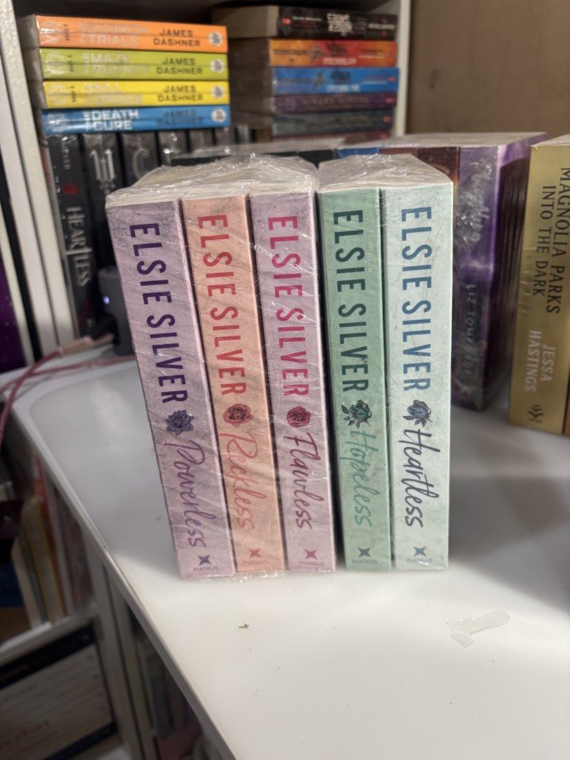 Elsie Silver - Chestnut Springs Series (Category: Storybooks) located in Valenzuela. Submitted by kimmymaygarcia24 (Listing ID 1438119025, Image 1). Description: - Complete Chestnut Springs series by Elsie Silver - Includes: 'Powerless,' 'Reckless,' 'Flawless,' 'Heartless,' and 'Hopeless' - All books are brand new and sealed - Ideal for fans of contemporary romance - Makes a great gift!.