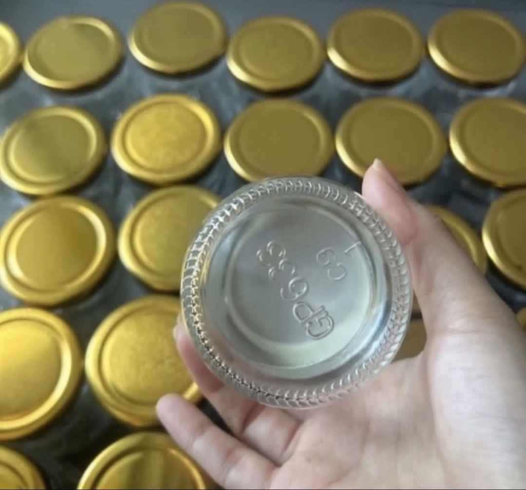 Empty Glass Jars with Gold Lids 180ml455956690539663362