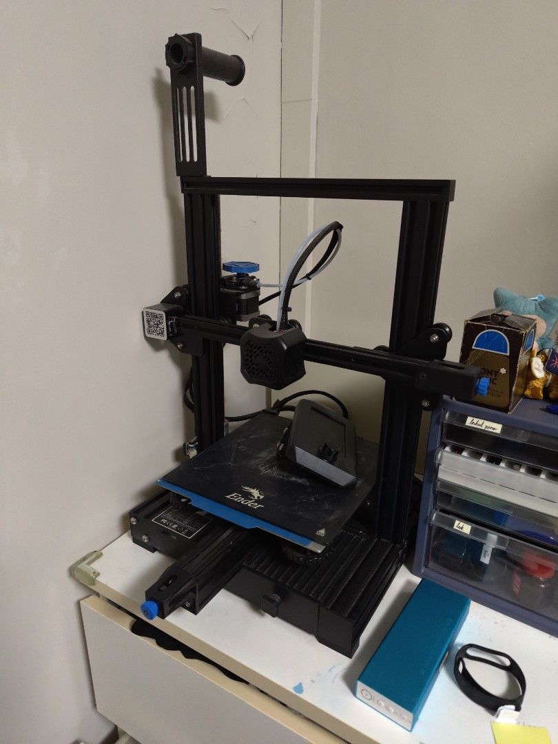 Ender 3 v2 3D Printer455780843494451200
