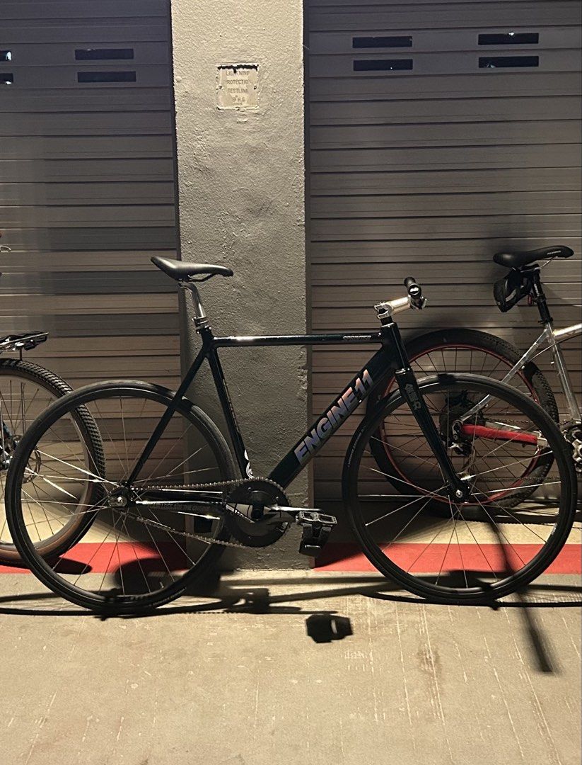 Engine 11 Sprinter (Category: Bicycles) located in Singapore. Submitted by wemovee (Listing ID 1438303033, Image 1). Description: Wtt/wts Engine 11 Sprinter Green Wave (56) frame Nitto 92 Thomson X4 Stem Nitto for shred Please be reasonable with your offers 🫡 .