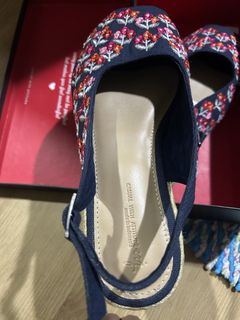 (Category: ) located in . Submitted by natasha111217 (Listing ID 1438166581, Image 1). Description: .