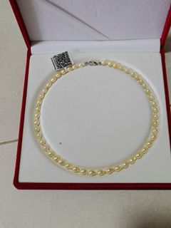 (Category: ) located in . Submitted by lumierejewels (Listing ID 1438170013, Image 1). Description: .