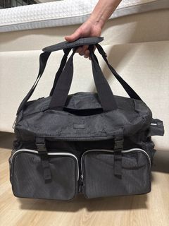 (Category: ) located in . Submitted by __t__ (Listing ID 1438230429, Image 1). Description: .