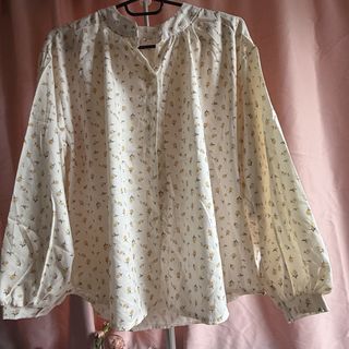 (Category: ) located in . Submitted by discountedstyle (Listing ID 1438186678, Image 1). Description: .