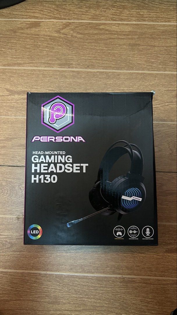 For sale set keyboard mouse headset -persona (Category: Controllers) located in Manila. Submitted by khryszisaa75792 (Listing ID 1438240963, Image 1). Description: .