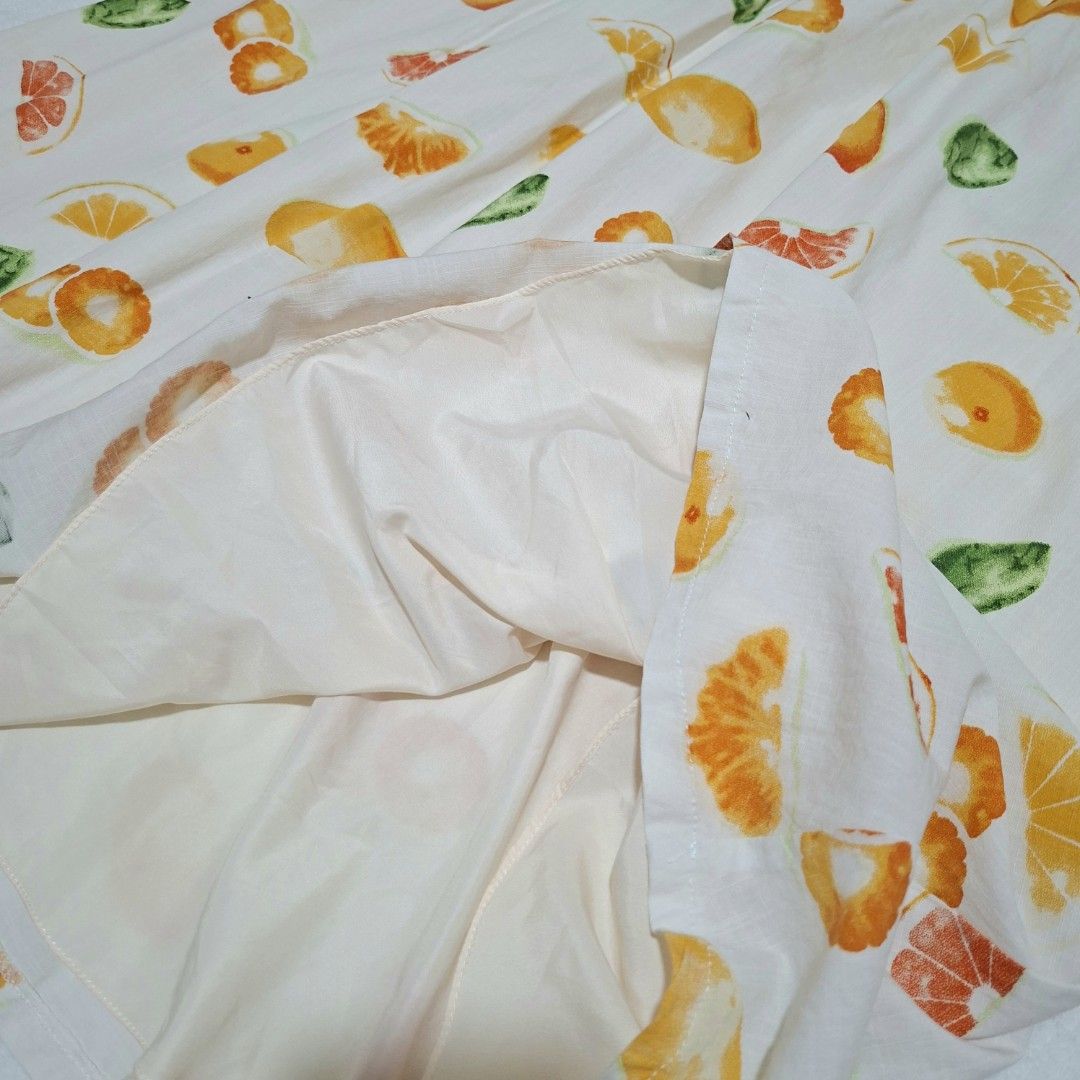 Free shipping!Fruit Print Skirt (Category: Skirts) located in Batangas. Submitted by sell_ph (Listing ID 1438257764, Image 2). Description: - Maxi skirt with vibrant fruit print - Comfortable elastic waistband - Lined with a lighter fabric - Features orange, grapefruit, and green leaf patterns - Flowy and lightweight design - Ideal for warm weather.