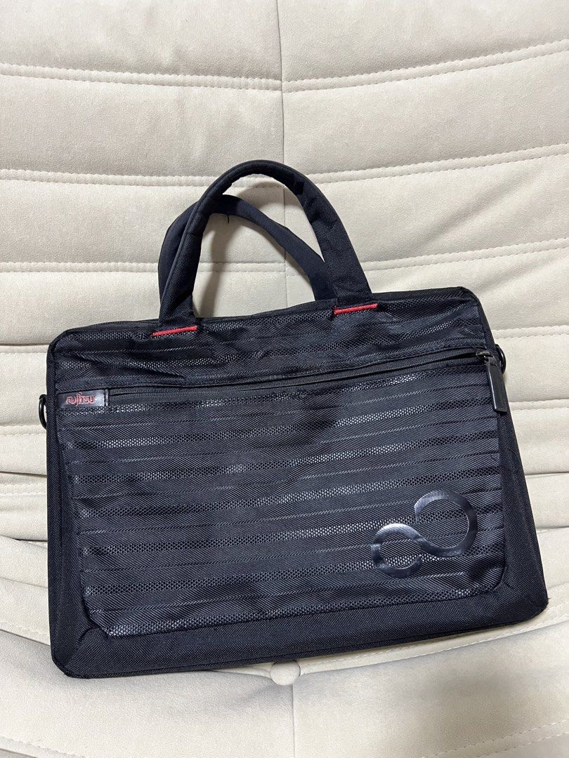 Fujitsu Black Laptop Bag455563570840883200