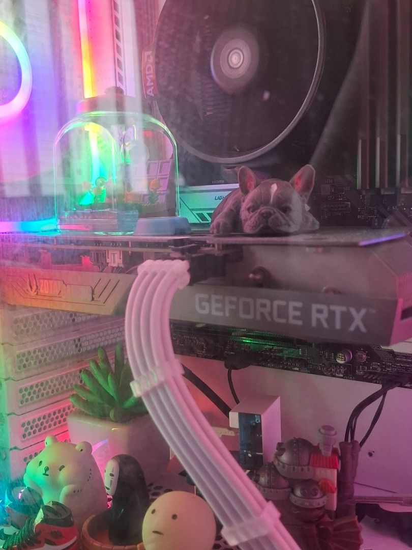 Fully White Custom Gaming PC with RGB Lighting455771283721431043