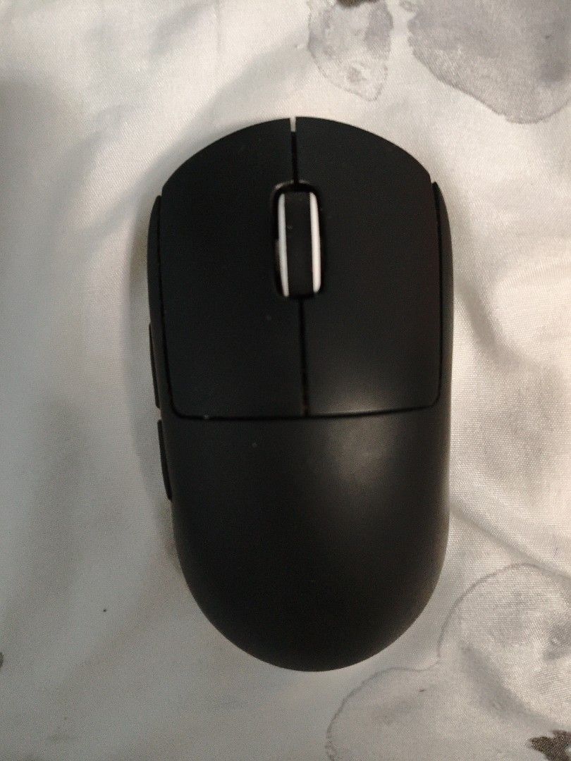 G pro superlight455998953740707840