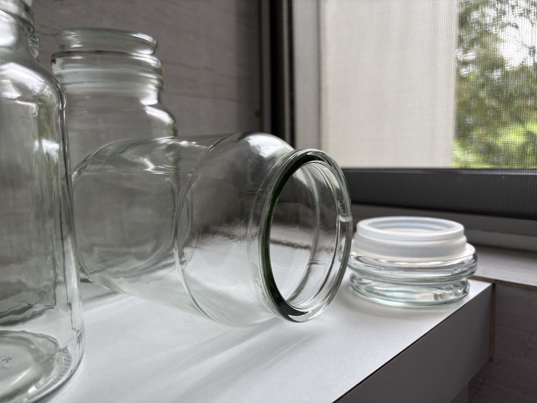 Glass Jar with Lid455629344793569280