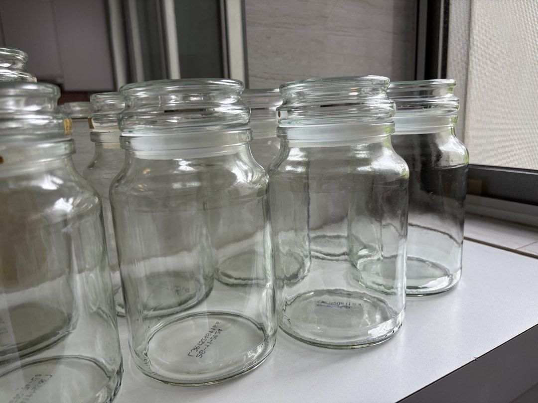 Glass Jar with Lid455629344793569281