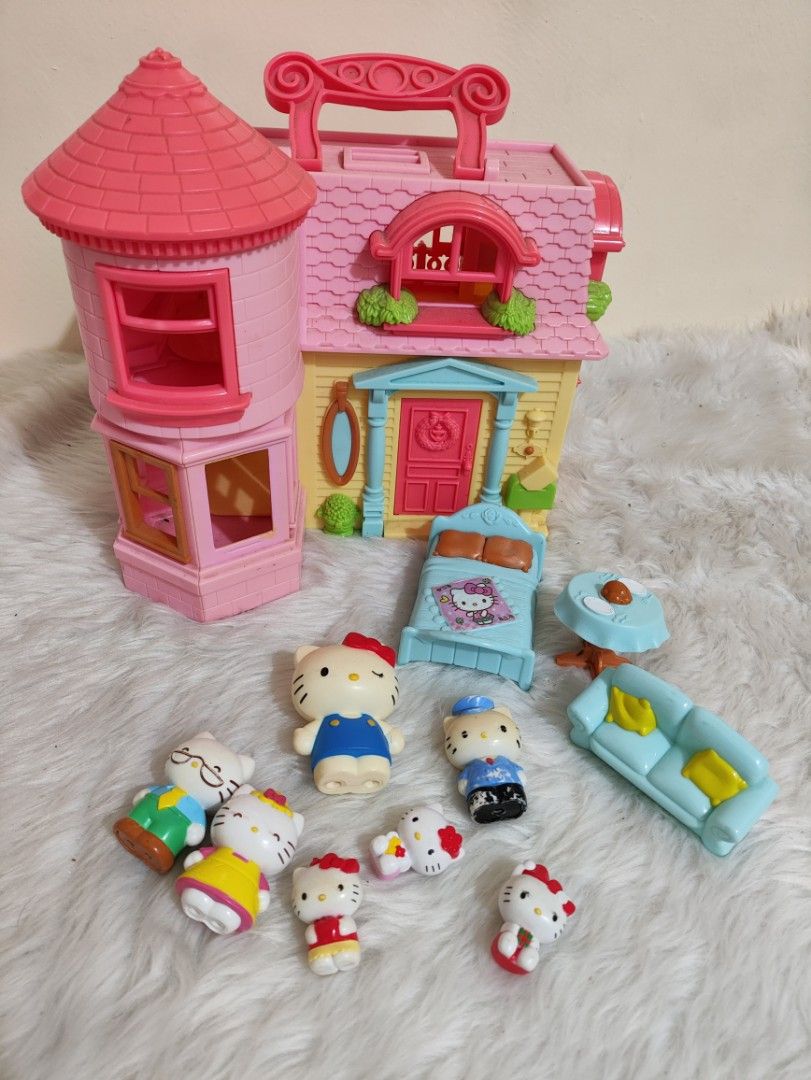 Hello Kitty Sweet Home Dollhouse Playset (Category: Kids Toys) located in Cavite. Submitted by tinetaclesss (Listing ID 1438171207, Image 1). Description: sold as seen what you see is what you get.