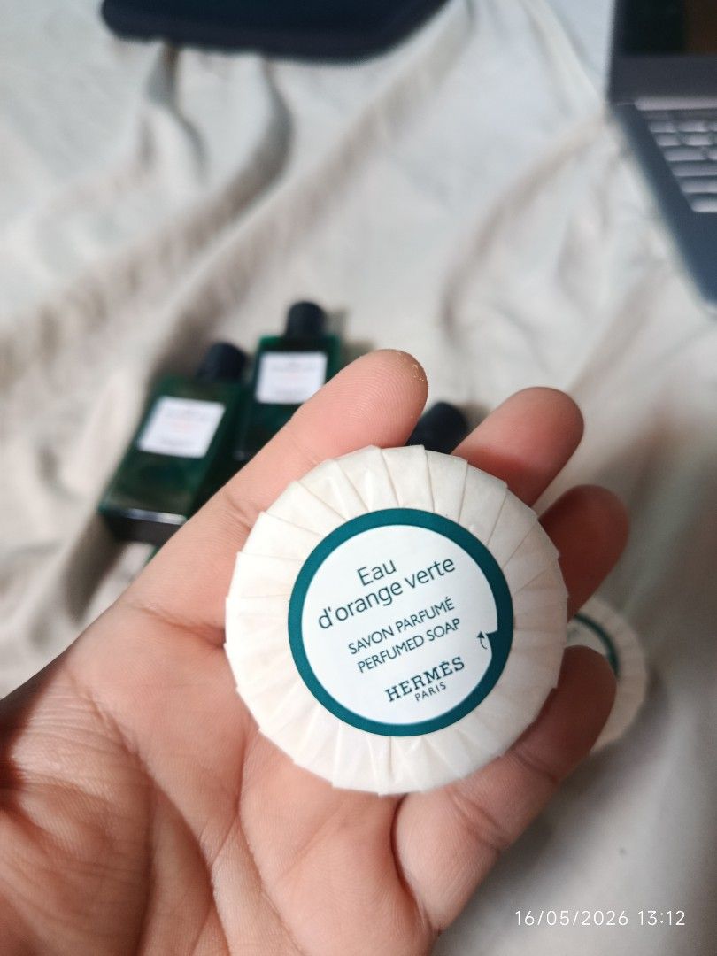 Hermes Eau d'Orange Verte Soap and Shower Gel (Category: Bath) located in San Juan, La Union. Submitted by roxannebri62274 (Listing ID 1438154576, Image 3). Description: - Hermes Eau d'Orange Verte Travel Set - Includes: 40ml Shower Gel & Perfumed Soap - Ideal for travel or as a gift - Both products feature the refreshing Eau d'Orange Verte fragrance -body wash -foam bath -shampoo -perfume soap 300 each 1,500 as set.