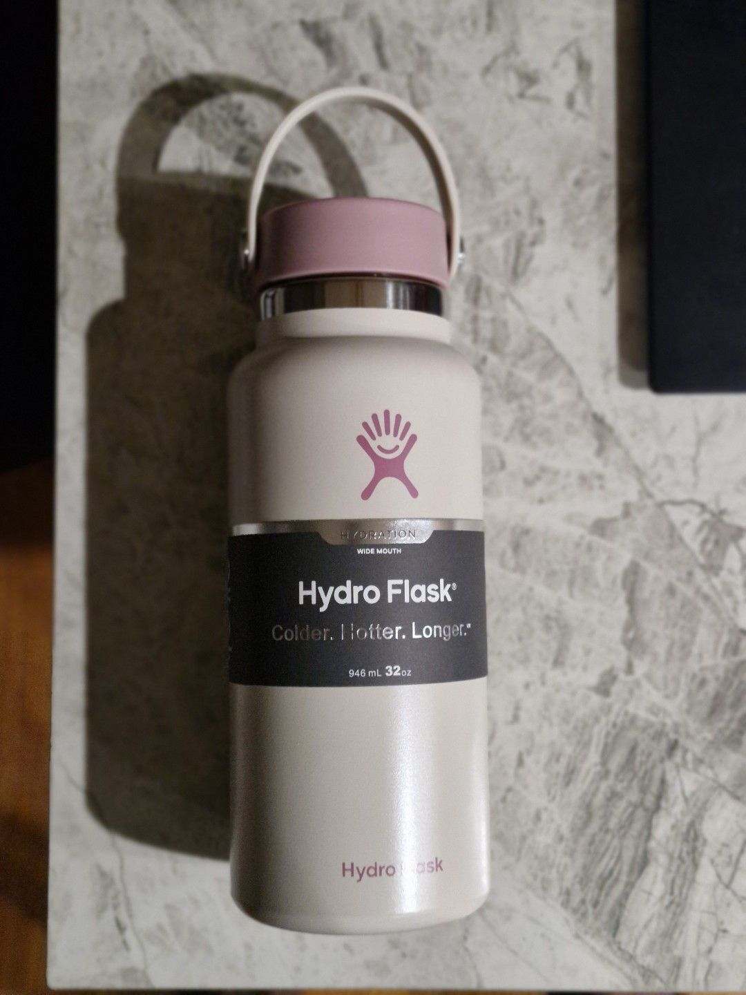 Hydro Flask 32oz Water Bottle - White/Pink456064428933785601