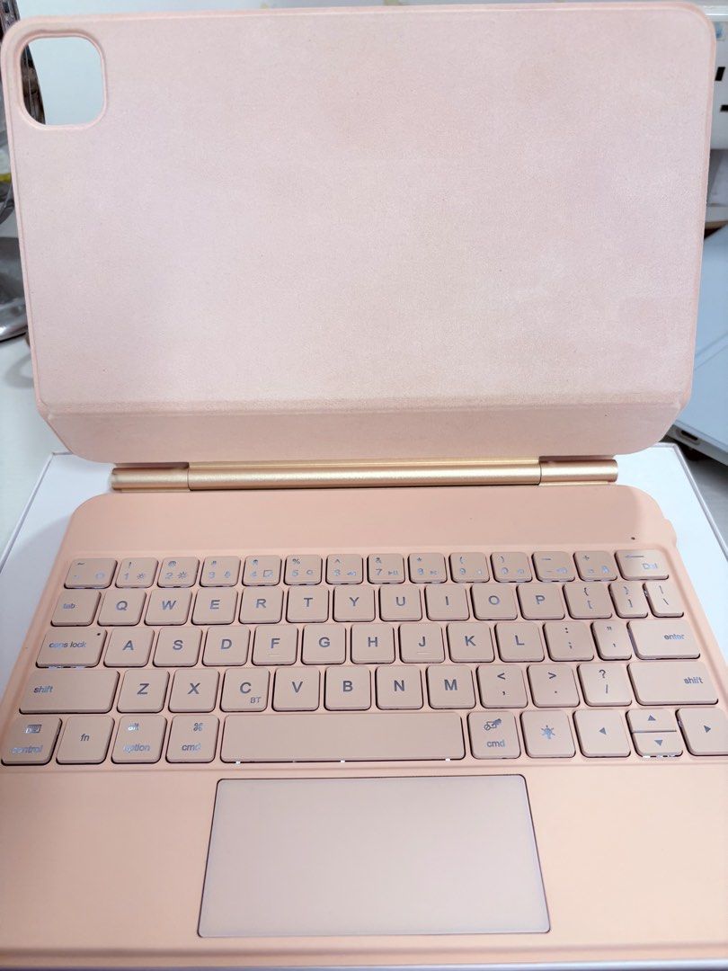 iPad Air 6 2024 Keyboard Case - Adjustable Angle456001547173908480
