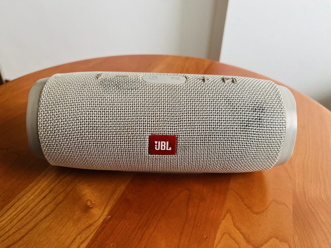 JBL Charge 3 Bluetooth Speaker - Grey473023864006912001