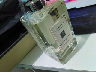 (Category: ) located in . Submitted by perfumesrus (Listing ID 1438220233, Image 1). Description: .