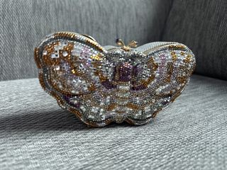(Category: ) located in . Submitted by bijouelegance (Listing ID 1438285619, Image 1). Description: .