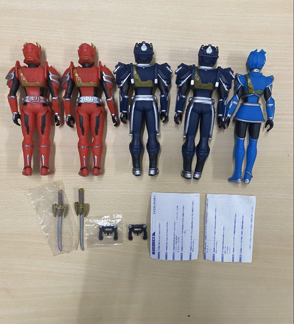 Justiriser Sofubi Set (Category: Toys & Games) located in Ulu Tiram. Submitted by mr.nobody97 (Listing ID 1438144252, Image 2). Description: Jual Lumsum Sahaja jualan pencen pos dfod.