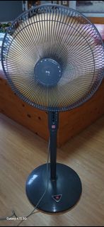 (Category: ) located in . Submitted by 050119859888 (Listing ID 1438121310, Image 1). Description: .