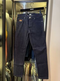 (Category: ) located in . Submitted by aeo.box (Listing ID 1438115944, Image 1). Description: .