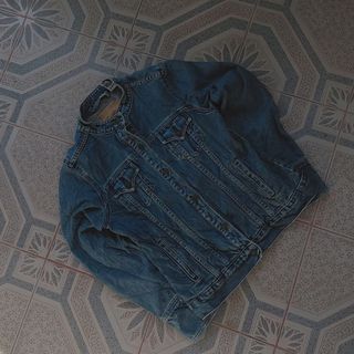 (Category: ) located in . Submitted by thriftmini88932 (Listing ID 1438236215, Image 1). Description: .