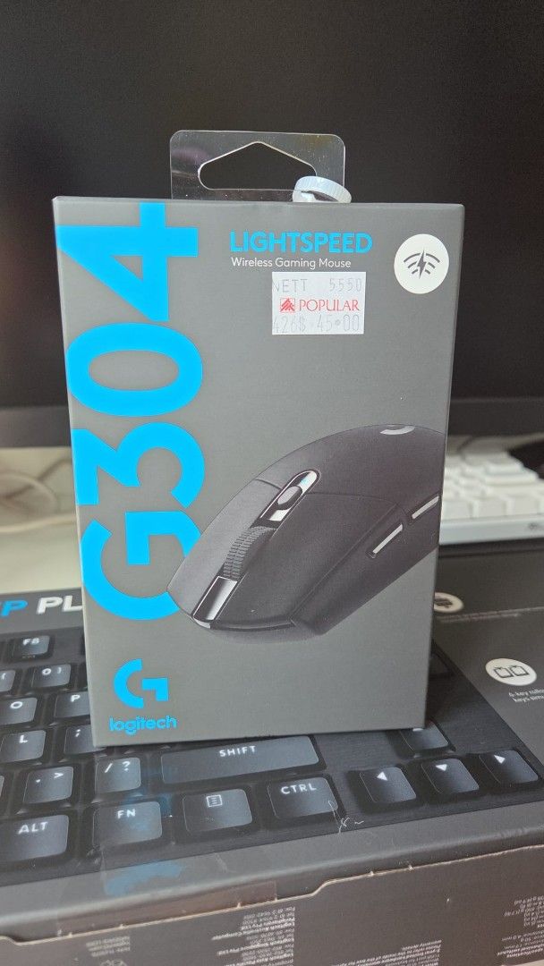 Logitech G304 Lightspeed Wireless Gaming Mouse455779106905794560