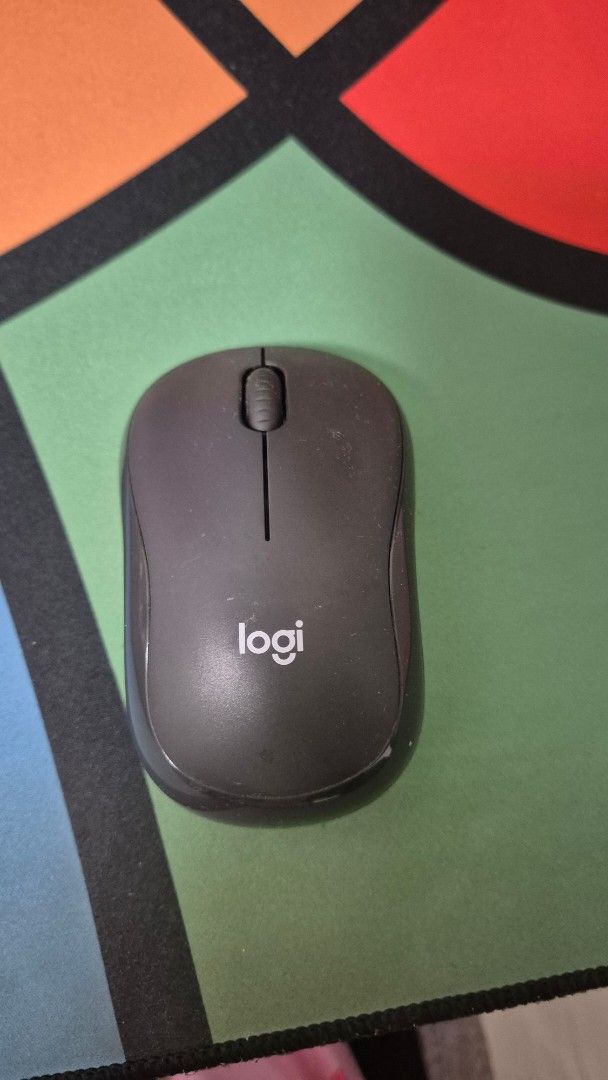 Logitech M240 Wireless Silent Mouse - Black455887929717575680