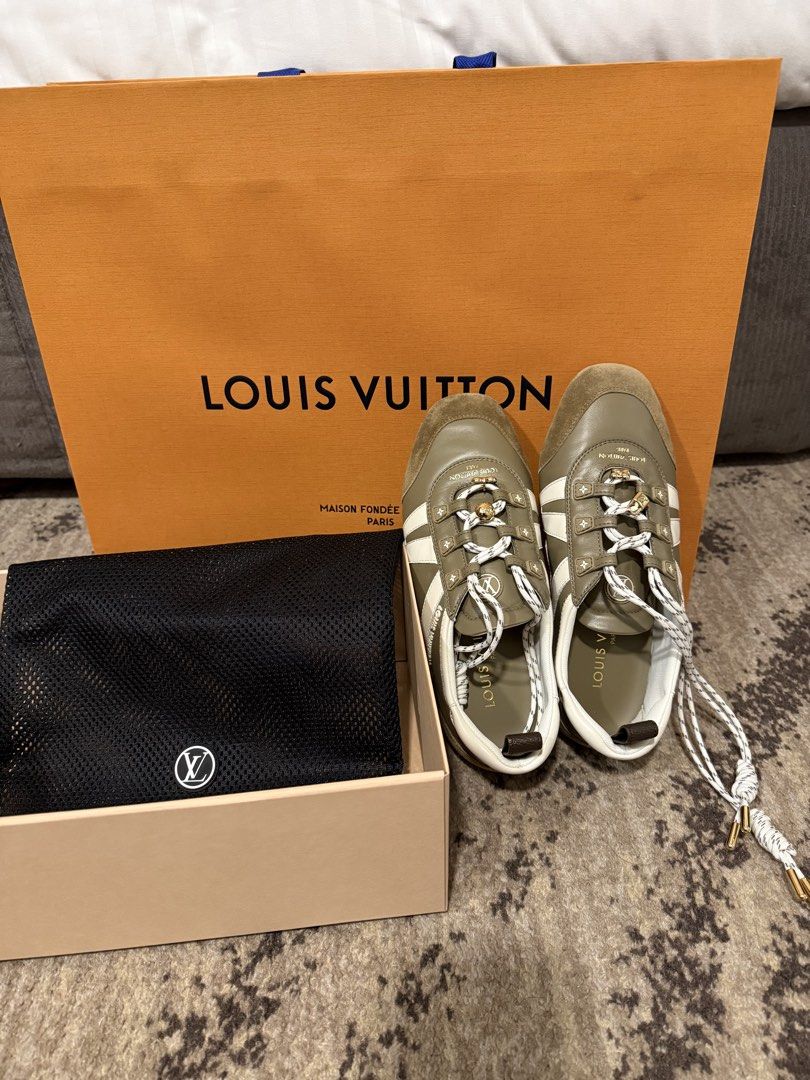 Louis Vuitton Sneakers (Category: Sneakers) located in Manila. Submitted by act23 (Listing ID 1438172818, Image 1). Description: - Authentic Louis Vuitton sneakers Louis Vuitton SNEAKERINA This version of the LV Sneakerina sneaker ballerina comes in a mix of materials, including lambskin and suede calf leather. This innovative design combines the comfort of a sneaker with the lightness of a ballet pump, and features an ultra-flexible TPU outsole.
