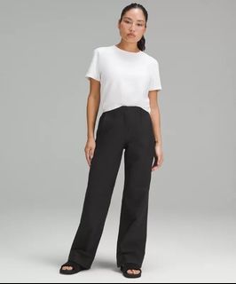 (Category: ) located in . Submitted by itzallaboutshopping (Listing ID 1438204165, Image 1). Description: .