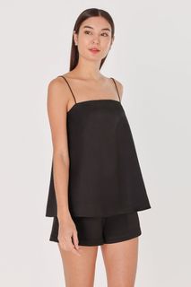 (Category: ) located in . Submitted by clearourcloset (Listing ID 1438290702, Image 1). Description: .