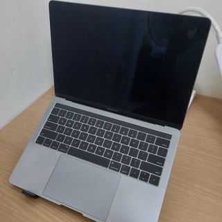 由 devanoveray (刊登 ID 1438293479，圖片 1) 提交，位於 的 (類別：)，說明：。