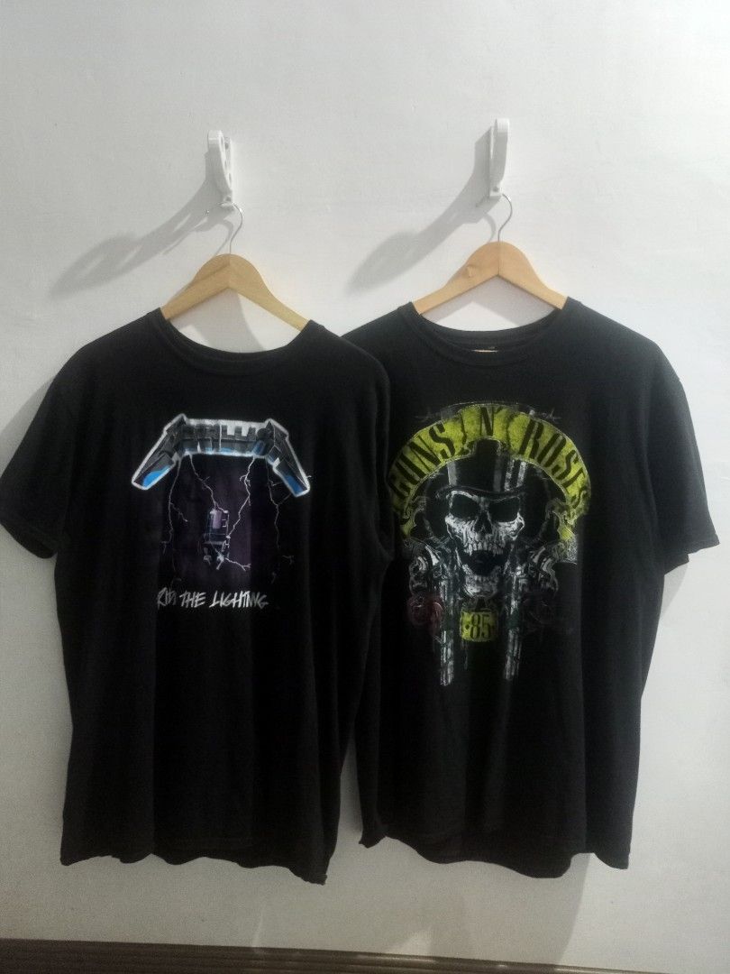 Metallica & Guns N Roses (Category: Tshirts & Polo Shirts ) located in Taguig. Submitted by mvdsh0p2022 (Listing ID 1438216866, Image 2). Description: Both Xl Guns N Roses 25x29 Metalicca 24x30 Both Excellent condition 650 free ship Via Jnt We can do video call For safety transaction Gcash payment Taguig Pm Thanks.