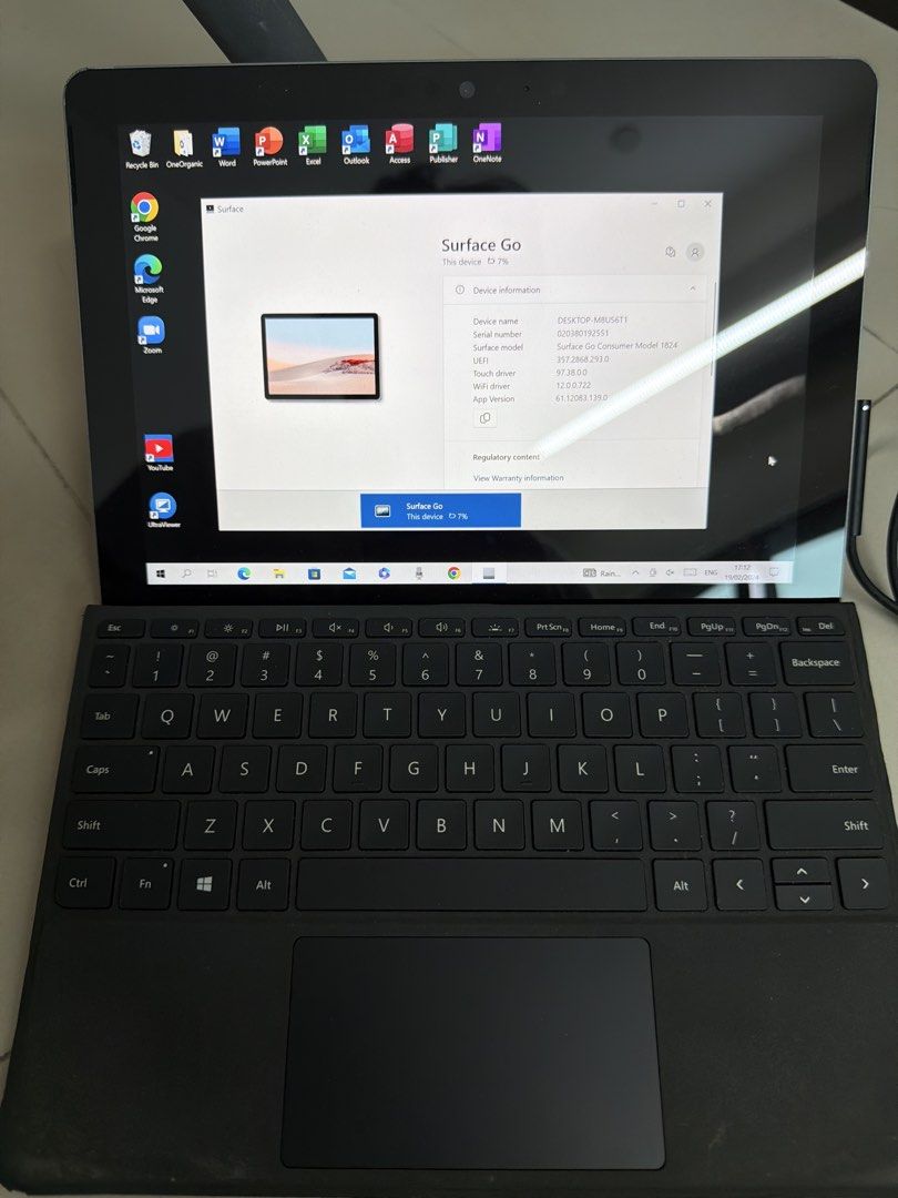 Microsoft Surface Go Tablet with Keyboard455549645740451840