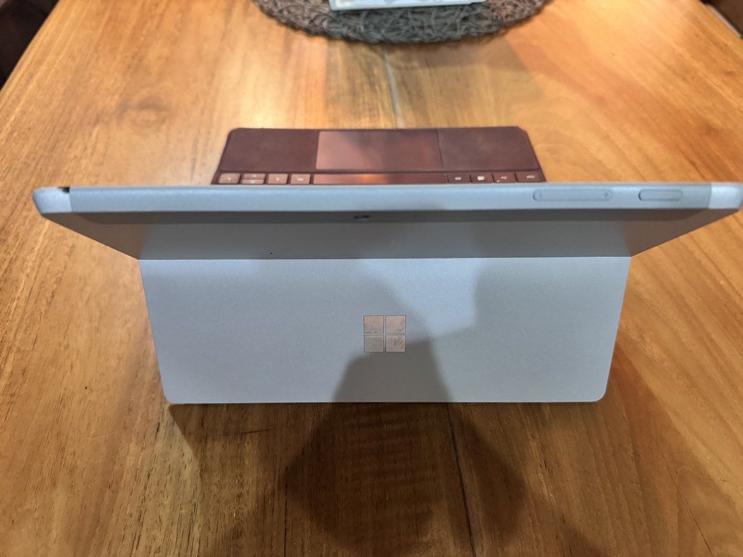 Microsoft Surface Go Tablet with Keyboard455768695028459523
