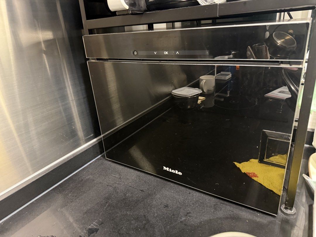 Miele DG6010 蒸爐 （分類：焗爐及多士爐）位於 Hong Kong。 由 iammylifeg45137 提交（商品編號 1438275916，圖片 1）。簡介： Miele 蒸爐，功能正常，乾淨，歡迎試機 有說明書，配件齊全 規格功能可參考以下連結 https://www.builtinpro.hk/dg6010-bk。