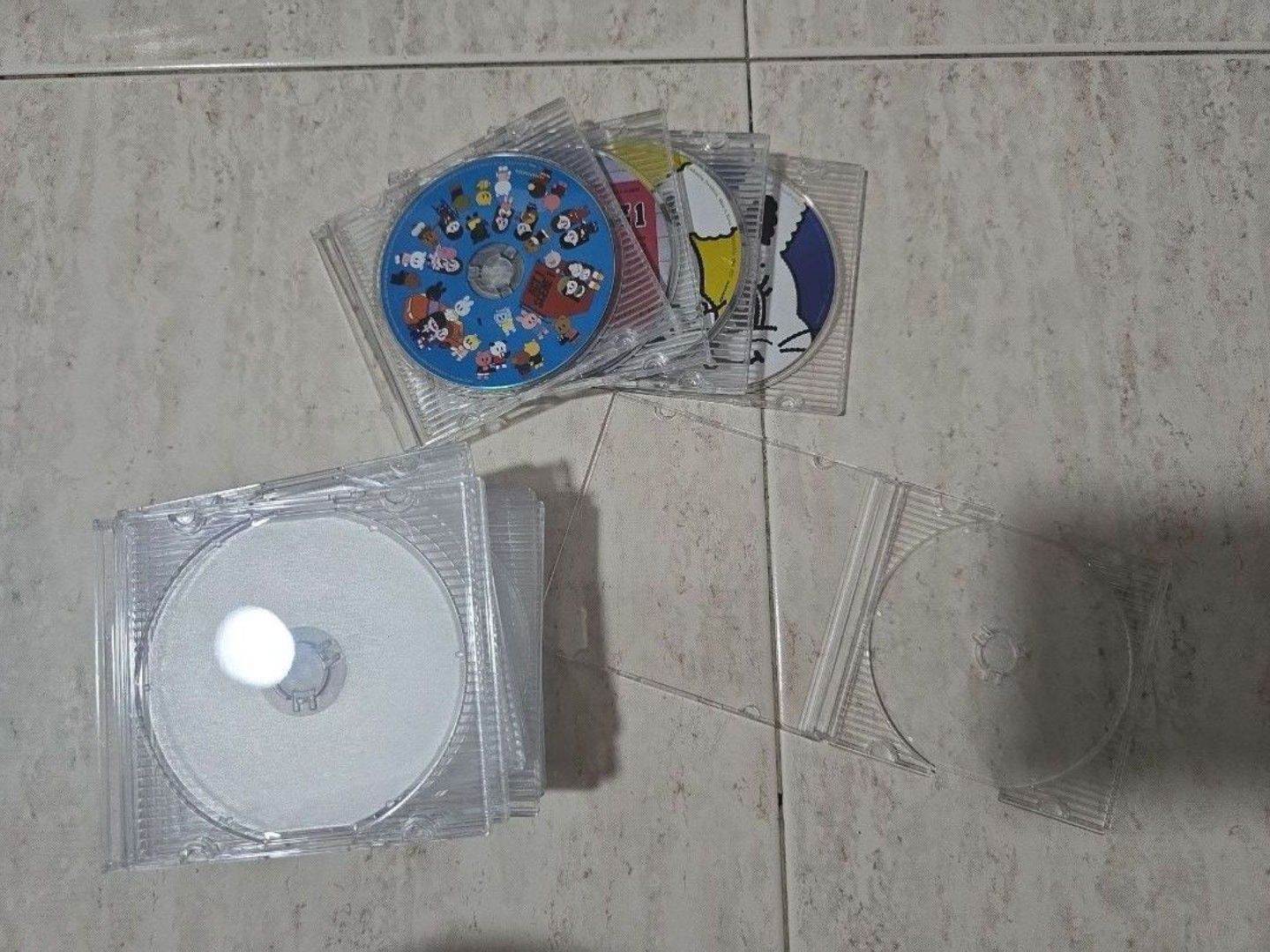 Mini CD case (Category: CDs & DVDs) located in Singapore. Submitted by wanwanhere (Listing ID 1438210258, Image 1). Description: Mini CD case x14 Does not include my CDs meetup only at woodlands.