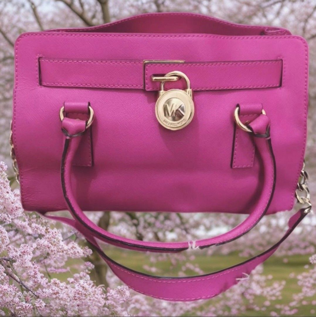 Mk Large Hamilton bag (Category: Luxury Bags & Wallets) located in Manila. Submitted by bellissima05 (Listing ID 1437802681, Image 1). Description: *Authentic *Hardwares looks new and shiny *Ships right away..