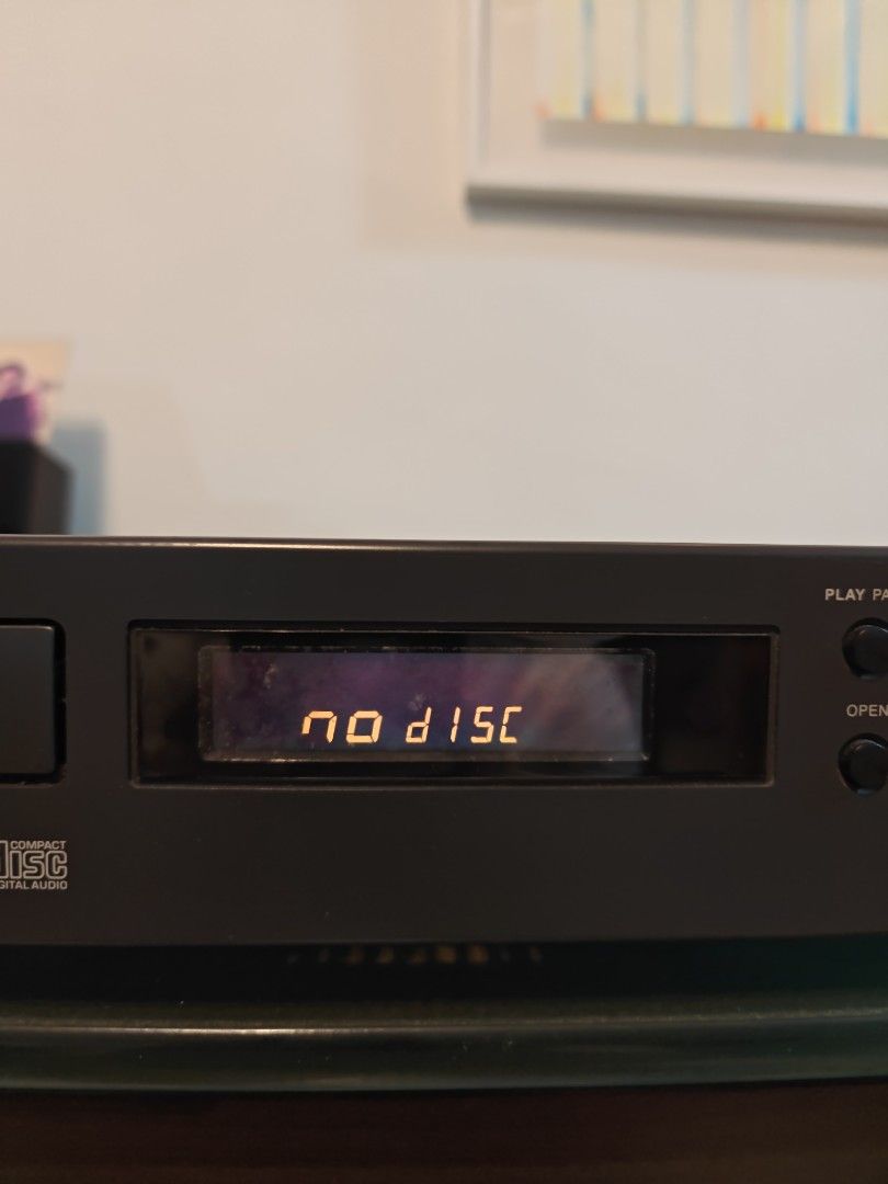 NAD Compact Disc Player 522455875837161656322